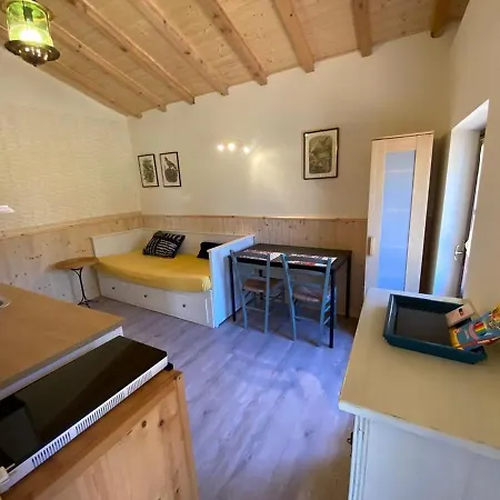 Olive Grove House Apartment Malcesine Exterior photo