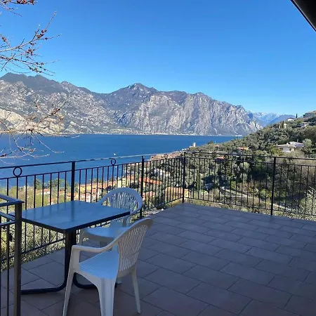Olive Grove House Apartment Malcesine Exterior photo